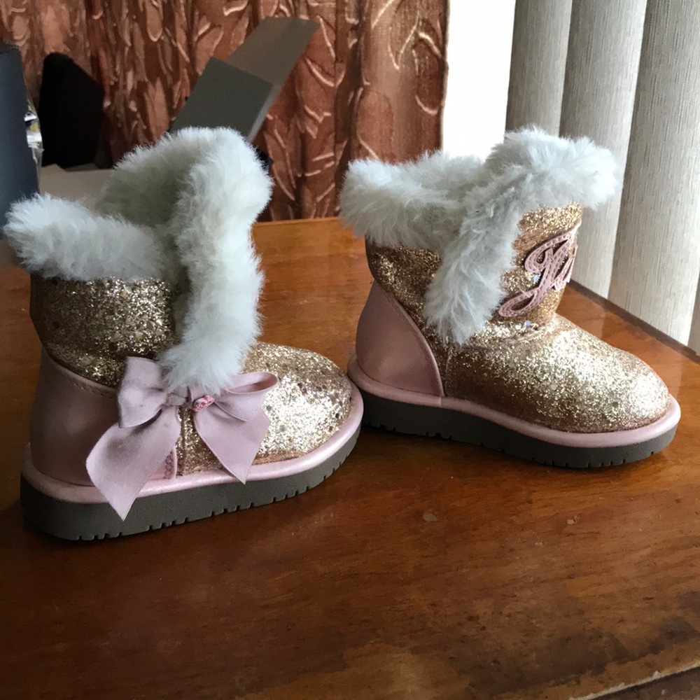 Juicy Couture booties Sz 5
